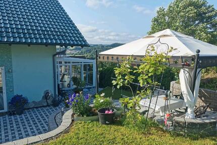 Zweizimmerwohnung - 1.050,00&nbsp;EUR Kaltmiete, ca.&nbsp; 65,00&nbsp;m&sup2; in Wächtersbach (PLZ: 63607)