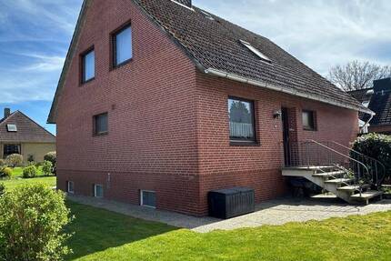 Großes Familienhaus in angenehmer Wohnlage! - Deinste Helmste