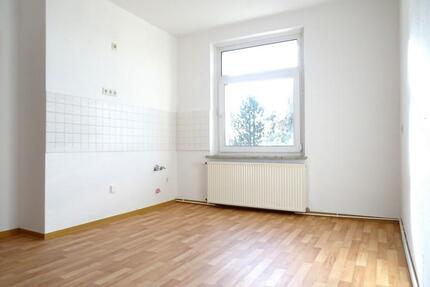 Zentral gelegene Altbau-2-Raum-Wohnung mit Gartennutzung - Köthen (Anhalt)