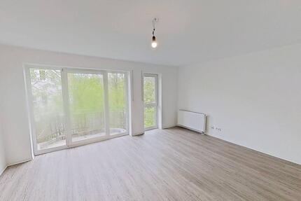 Große 2-Zimmer-Wohnung mit BALKON, EBK und BADEWANNE - Paderborn Neuenbeken