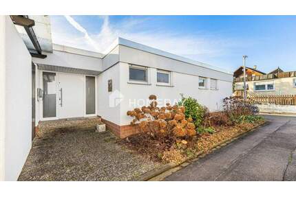 Ideal für die Familie! Modernisierter Bungalow mit 120 m² Wohnfläche und Garten - Offenburg Südweststadt