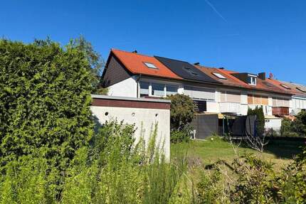 Reihenendhaus mit großzügigen Garten - Nürnberg Neukatzwang