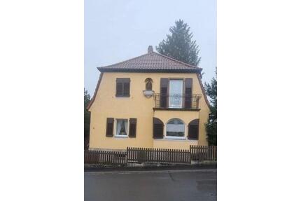 Haus mit Charme und Geschichte - 625.000,00&nbsp;EUR Kaufpreis, ca.&nbsp; 113,00&nbsp;m&sup2; in Würzburg (PLZ: 97084) Heuchelhof