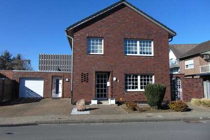 Haus zum Kaufen in Bedburg 429.000,00 € 170 m²