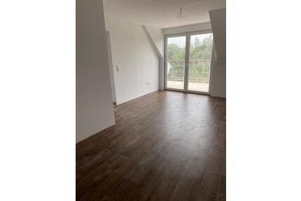 3 Zimmer Küche Bad Wohnung in Staufenberg Treis
