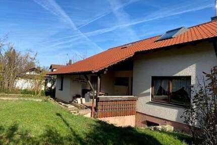 Haus zum Kaufen in Bissingen 498.000,00 € 224 m²