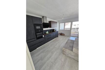 Sanierte 3,5 Zimmer 94 qm Wohnung im 1. OG in Herborn-Hörbach