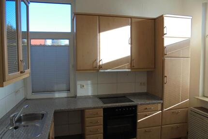 Single-Wohnung in Leer - 300,00&nbsp;EUR Kaltmiete, ca.&nbsp; 36,00&nbsp;m&sup2; in Leer (Ostfriesland) (PLZ: 26789)