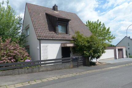 Einfamilienhaus mit Einliegerwohnung in 97456 Dittelbrunn Schweinfurt (ID 1280)