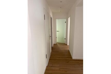 3 Zimmer Wohnung - 1.500,00&nbsp;EUR Kaltmiete, ca.&nbsp; 80,00&nbsp;m&sup2; in Ludwigshafen am Rhein (PLZ: 67061) Parkinsel