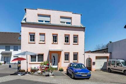 Haus zum Kaufen in Brühl 735.000,00 € 327 m²