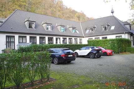 Wohnung zum Kaufen in Solingen, Burg 200.000,00 € 68 m²