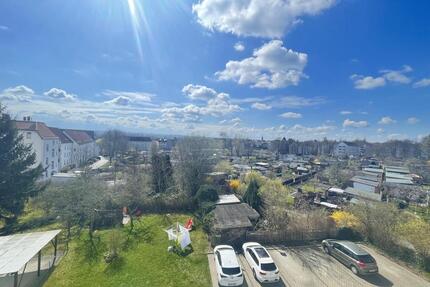 Dreiraum mit Ausblick - 495,00&nbsp;EUR Kaltmiete, ca.&nbsp; 76,33&nbsp;m&sup2; in Zwickau (PLZ: 08060) Zwickau-West