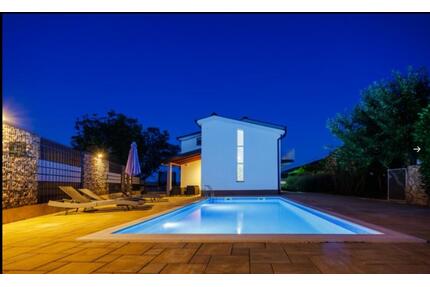 Ferienhaus mit Pool in Dalmatien - Weiterstadt