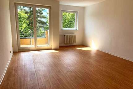 Wohnung zum Mieten in Berlin 819,00 € 64.73 m²