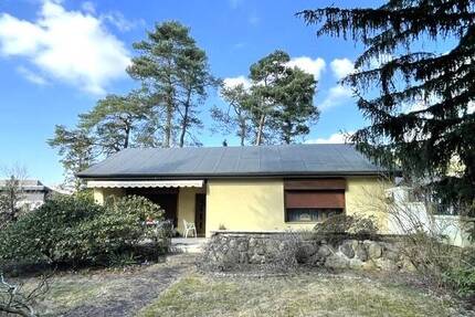 Wandlitz OT Basdorf: 1.009 m² Baugrundstück zur Neubebauung u. 188 m² Verkehrsfläche