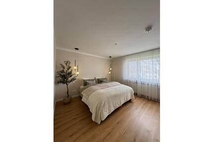 Private 4-Zimmer Wohnung mit Balkon und Garage (Saniert) - Bruchsal