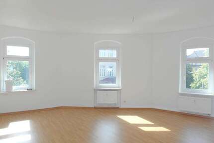 Wohnung zum Mieten in Riesa 275,00 € 50 m²