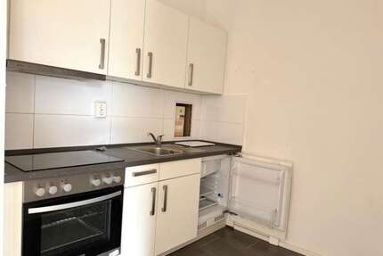 Wohnung zum Mieten in Plauen 281,60 € 51.2 m²