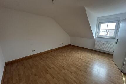 Helles neues WG Zimmer in 3er WG Gründung Flamersheim ideal für Pendler & Studenten - Euskirchen Dom-Esch