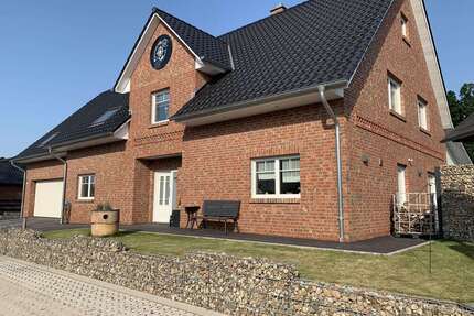 Haus zum Kaufen in Sassenburg 630.000,00 € 240.34 m²