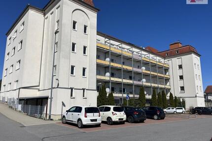 3-Raumwohung mit großem Balkon und Stellplatz in Hohenstein - Ernstthal! - Hohenstein-Ernstthal