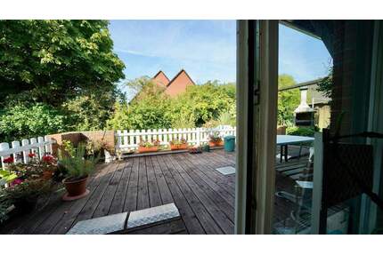 MFH mit 4 Whg. auch als FeWo - 469.000,00&nbsp;EUR Kaufpreis, ca.&nbsp; 235,00&nbsp;m&sup2;&nbsp;Wohnfl&auml;che in Großwaabs (PLZ: 24369)