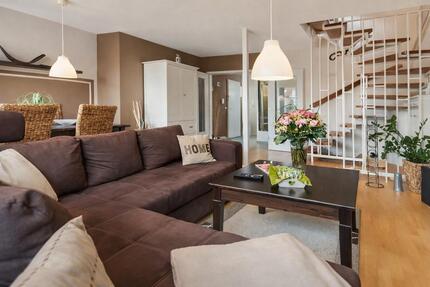 Designer -Maisonette mit 2 Balkonen & Garage - 3 Ebenen Buxtehude