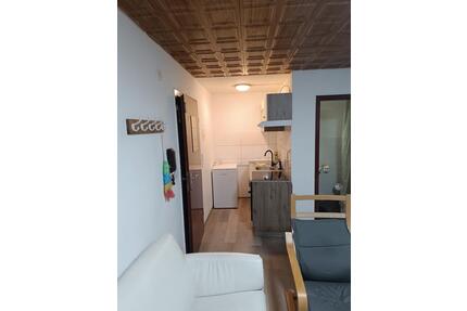 1 Zimmer Wohnung in Plochingen - 560,00&nbsp;EUR Kaltmiete, ca.&nbsp; 21,00&nbsp;m&sup2; in Stuttgart (PLZ: 70327) Luginsland