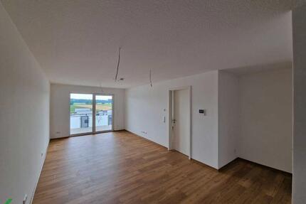 Moderne und Sonnige 2 Zimmer-Wohnung mit Südbalkon und Einbauküche - Neuendettelsau