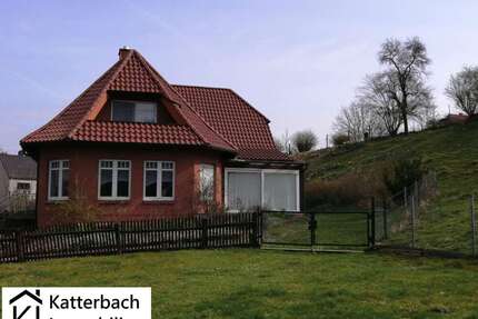 Haus zum Kaufen in Delligsen 295.000,00 € 197 m²