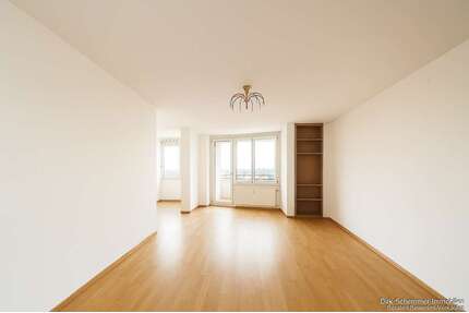 Wohnung zum Kaufen in Freiburg im Breisgau 290.000,00 € 82 m²