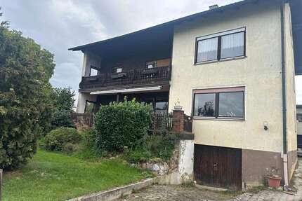 Haus zum Kaufen in Schwandorf 269.000,00 € 220 m²