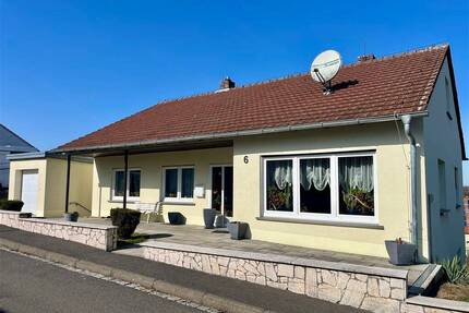 Eigennutzer aufgepasst, freier Blick auf Rentweinsdorf - EFH mit Potential für eure Familie