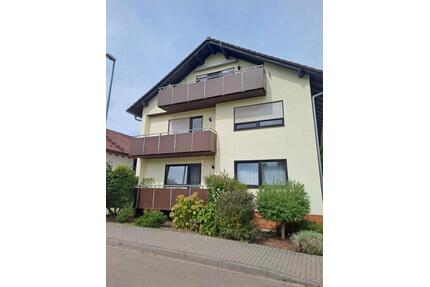 Ruhige 4 Zimmer Wohnung in Bruchsal-Obergrombach