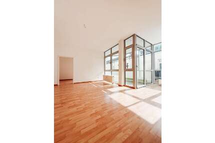 Wohnung zum Mieten in Zwickau 350,00 € 49.86 m²