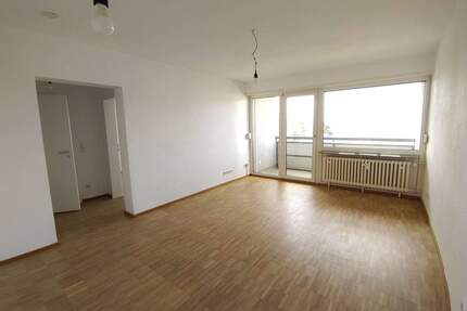 RENOVIERT: 2,5-Zimmer-Wohnung mit großem Balkon - Mannheim Neckarstadt
