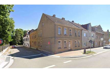 Haus zum Kaufen in Friedland 25.000,00 € 230 m²