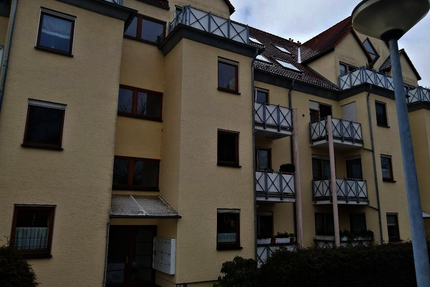 Verkaufe 2-Zimmer-Wohnung mit zwei Balkonen und TG-Stellplatz - Freiberg