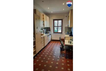 Haus zum Kaufen in Hüllhorst 220.000,00 € 160 m²