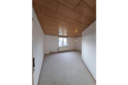 Altbauwohnung in Ilsede - 620,00&nbsp;EUR Kaltmiete, ca.&nbsp; 72,00&nbsp;m&sup2; in Edemissen (PLZ: 31234)