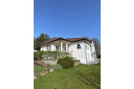 Gepflegtes Einfamilienhaus in Traumlage mit herrlicher Aussicht in Lörrach-Tüllingen