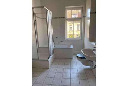 Wohnung zum Mieten in Altenburg 450,00 € 81.1 m²