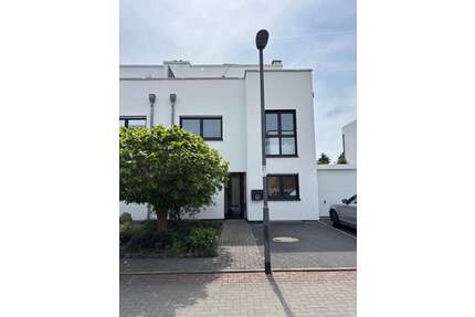Haus zum Kaufen in Offenbach 975.000,00 € 190 m²