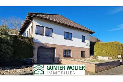 Haus zum Kaufen in Hellenthal 296.000,00 € 157 m²