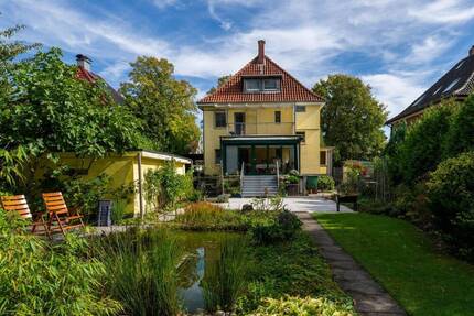 Viel Raum für Ihre Träume: Großes Grundstück mit herrlichem Garten, Teich, Wintergarten und Carport - Selm Bork