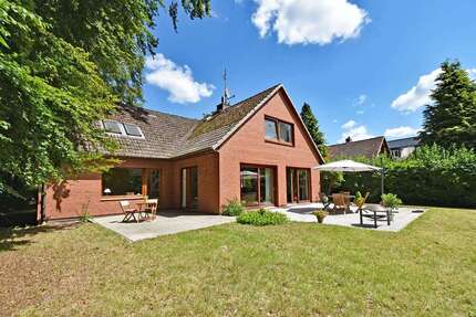 Haus zum Kaufen in Wohltorf 1.250.000,00 € 242 m²