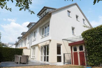 Direkt vom eigenen Garten in den Wald – Kelkheim-Münster - Kelkheim (Taunus)