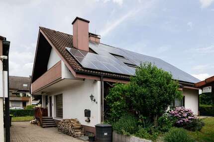 Haus zum Kaufen in Gundelfingen 1.070.000,00 € 216 m²