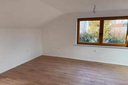 3 Zimmer Wohnung in Blumberg - 850,00&nbsp;EUR Kaltmiete, ca.&nbsp; 80,00&nbsp;m&sup2; in Blumberg (PLZ: 78176)